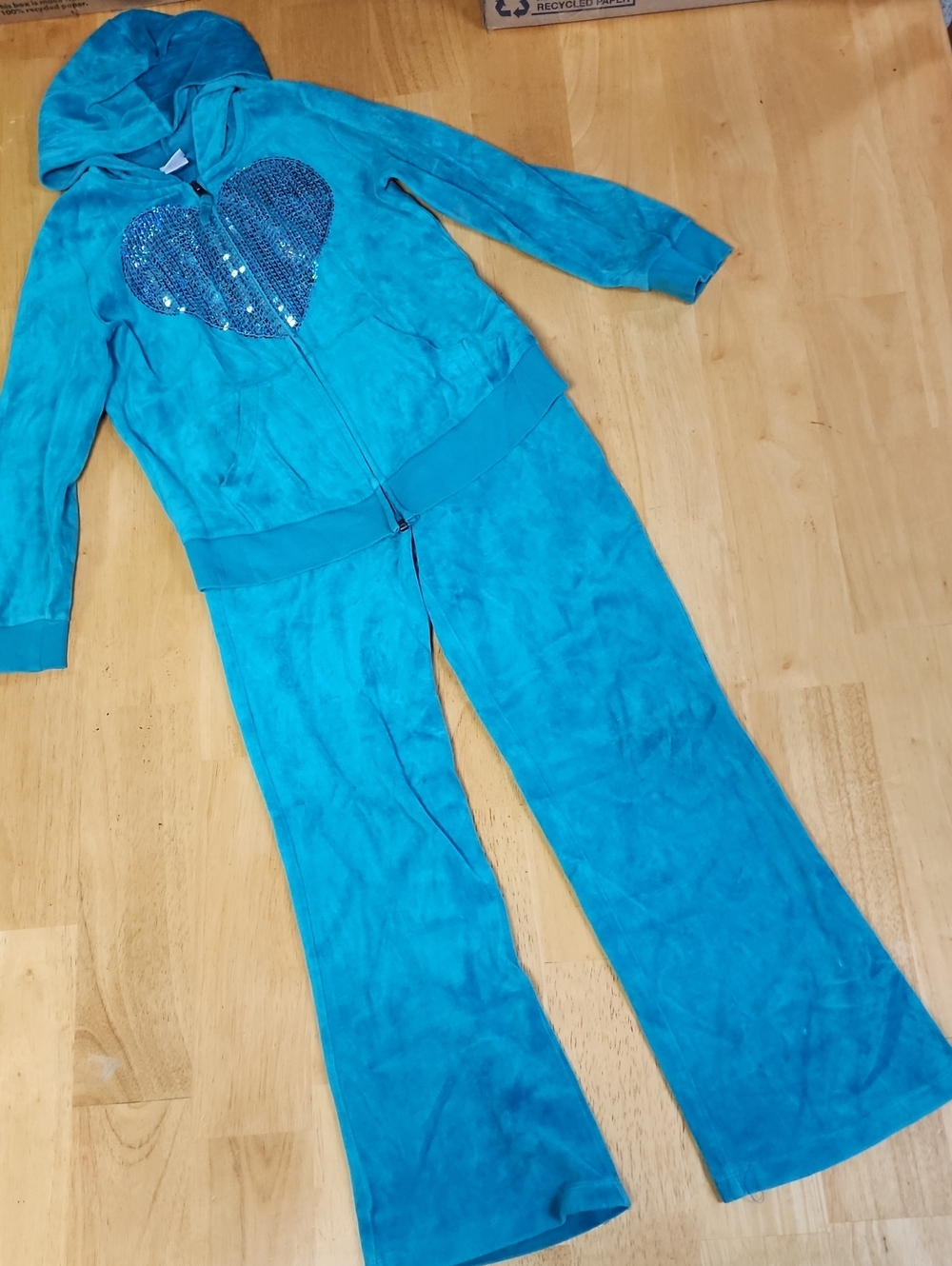 VTG Circo Y2K Girls Turquoise Velour Tracksuit Set Sequin Heart Flared M 7-8 EUC